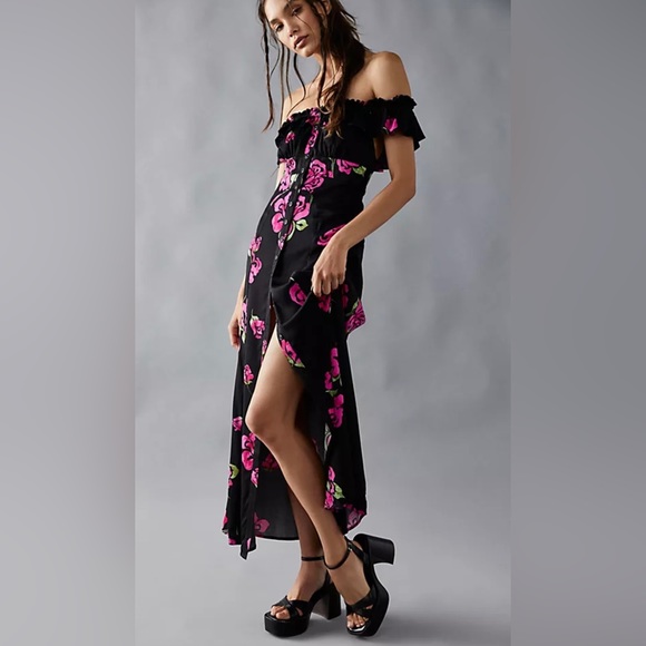 EUC 💙 FREE PEOPLE size XL She’s a Dream Maxi Dress - Picture 1 of 6